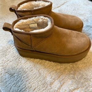 UGG Tan Women's Platform Boot